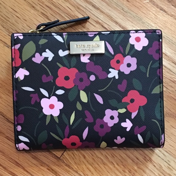 kate spade Handbags - KATE SPADE Laurel Way Boho Floral Small Wallet